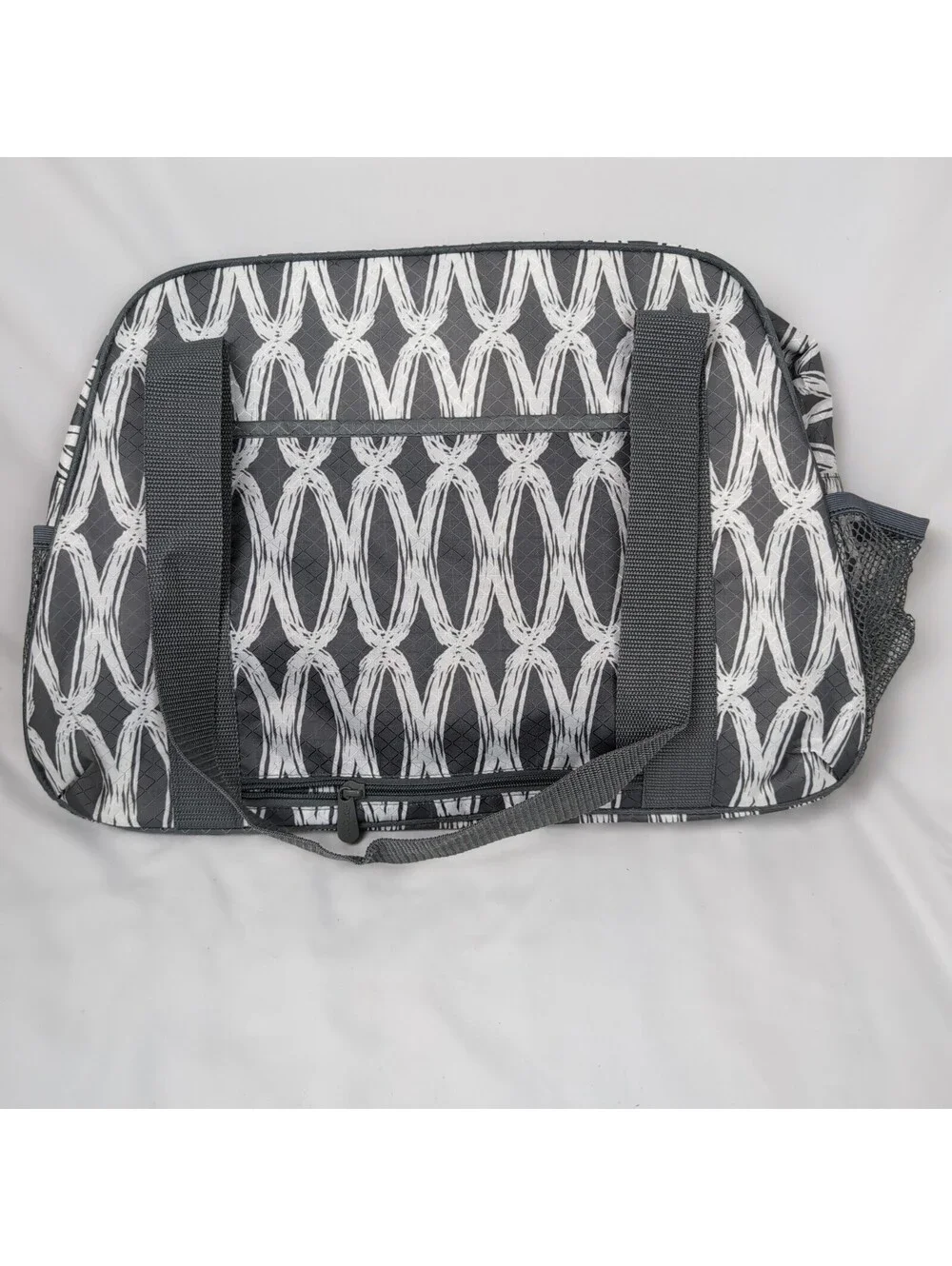 Thirty-One All-in-One Weekender Tote Bag Grey White Geometric Link Pattern New